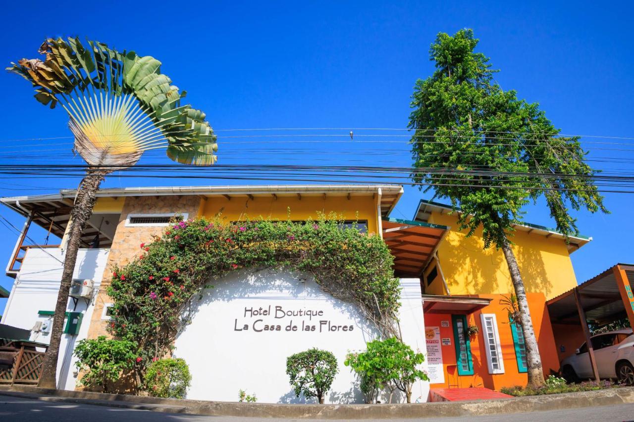 Hotel Boutique La Casa De Las Flores Cahuita Exterior photo