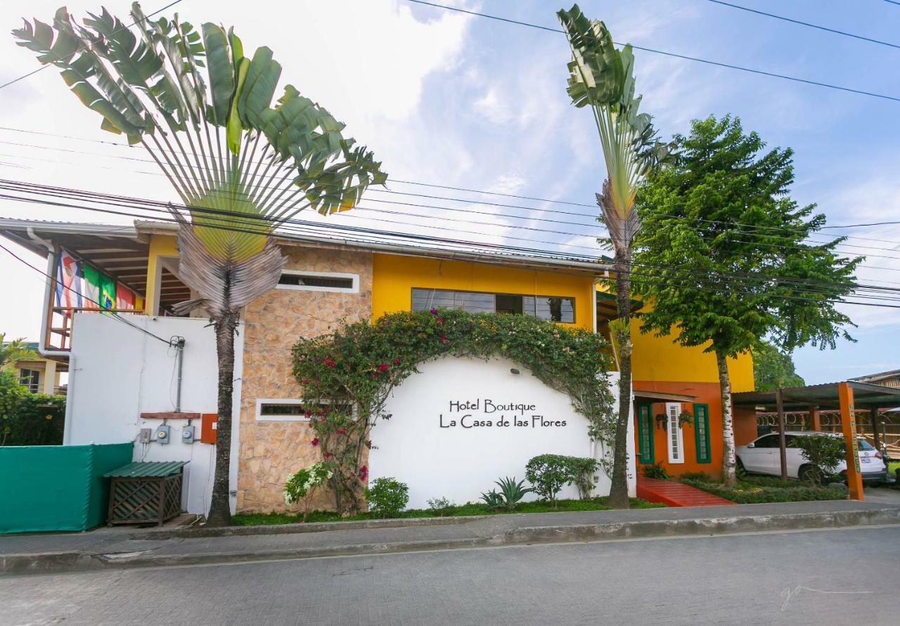 Hotel Boutique La Casa De Las Flores Cahuita Exterior photo